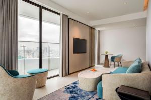 A seating area at Radisson Hotel Danang