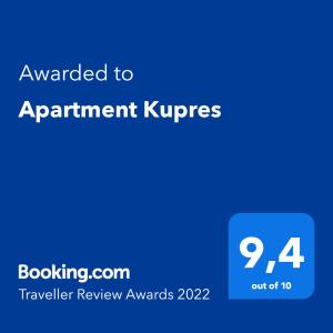 un écran bleu avec le texte attribué aux krups d'appartements dans l'établissement Apartment Kupres, à Kupres