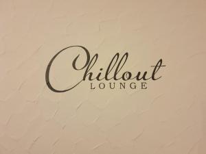 a sign for a restaurant with the word chillout lounge at RhönStyle in Fladungen