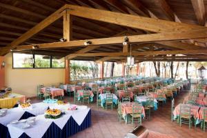 Restaurace v ubytování Club Hotel Marina Seada Beach