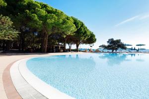 Bazén v ubytování Club Hotel Marina Seada Beach nebo v jeho okolí
