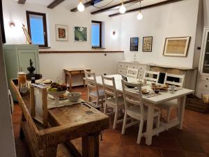 Posezení v ubytování B&B L'orto del Geo