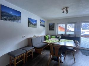 Posezení v ubytování Ferienwohnungen Haus Bergflora