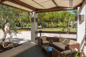 Taman di luar Pizzomunno Vieste Palace Hotel