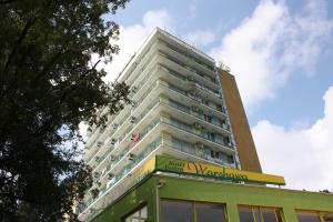 The building in which a szállodákat is located