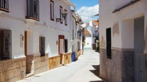 CarratracaにあるSpanish Townhouse in Spa Village/ Casa ruralのギャラリーの写真