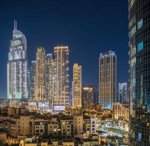 Nespecifikovaný výhled na destinaci Dubaj nebo výhled na město při pohledu z apartmánu