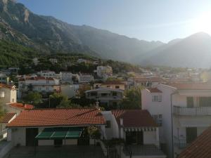 Nespecifikovaný výhled na hory nebo výhled na hory při pohledu z apartmánu