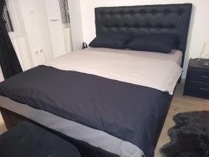 Postel nebo postele na pokoji v ubytování Apartman_Park