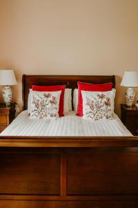 Krevet ili kreveti u jedinici u okviru objekta Abbeyview House B&B and Glamping