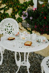 Fotografija u galeriji objekta Abbeyview House B&B and Glamping u gradu Abbeyshrule