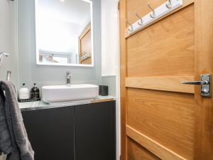 Et badeværelse på Ebenezer Cottage + 13 billeder