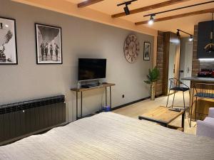 Atrium Apt. 403 TV 또는 엔터테인먼트 센터