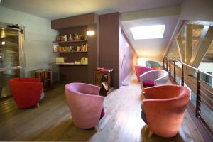 Χώρος καθιστικού στο Albergo Cantine Ascheri