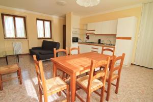 Φωτογραφία από το άλμπουμ του Residence Corte del Bosco στην Γκάρντα