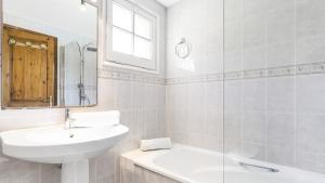 Kúpeľňa v ubytovaní SB 31 - Llafranc + 16 fotografií