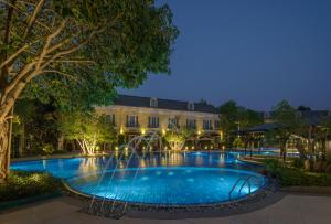 Bazén v ubytování Rancho Charnvee Resort & Country Club Khaoyai nebo v jeho okolí