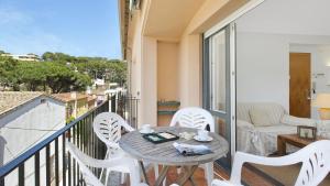 A balcony or terrace at 1Sarri - Llafranc