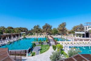 Bazén v ubytování Akadia Luxury Sorgun - Adults Only 16 Plus nebo v jeho okolí