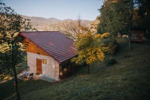 Imagen de la galería de Sleeping with bees - Tourist farm Muha, en Grosuplje