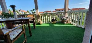 Fotografia z galérie ubytovania Three bedroom apartment between Trogir and Split v destinácii Kaštela