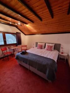 Postel nebo postele na pokoji v ubytování B&B Am Sahrbach