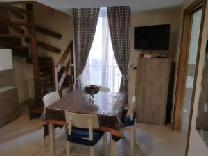 Μια τηλεόραση ή/και κέντρο ψυχαγωγίας στο Silleohome