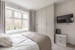 Foto dalla galleria di STYLISH HOME @ VIRGINIA WATER LAKE & FREE PARKING a Englefield Green