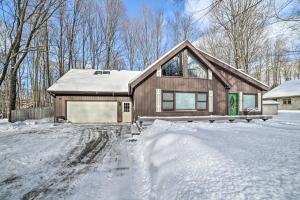 Harbor Springs Rental Home Swim and Boat Nearby! during the winter