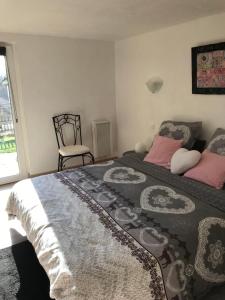 Postel nebo postele na pokoji v ubytování Le Clos d'Auré. + 37 fotografií