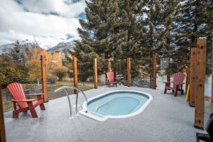 Gallery image of Lamphouse By Basecamp in Canmore