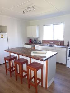 A kitchen or kitchenette at Beach House