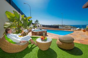The swimming pool at or close to Villa Amadores n2