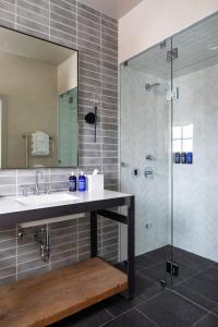 Koupelna v ubytování Vaquera House