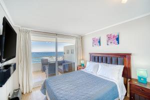 Postel nebo postele na pokoji v ubytování Ocean Bright 2BR W/ View, Wifi, Parking & Pool