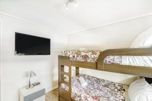 Postel nebo postele na pokoji v ubytování Ocean Bright 2BR W/ View, Wifi, Parking & Pool