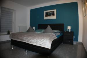 Postel nebo postele na pokoji v ubytování Apartment 60 m² in Elsdorf-Heppendorf