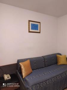 A seating area at Atlantide Hotel