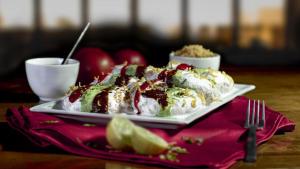 Makanan di atau berdekatan hotel