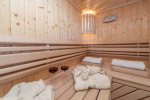 Fotografia z galérie ubytovania Villa Kirsten with heated pool, jacuzzi and sauna - by TA Leut Agency v Privlake