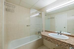 Kúpeľňa v ubytovaní UHC Michelangelo Apartments