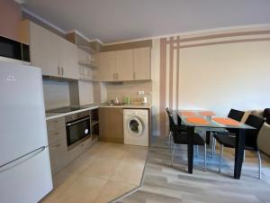Kép ADMIRAL PLAZA A1 Apartment Sunny Beach szállásáról a Naposparton a galériában
