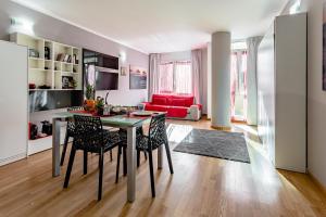 Foto dalla galleria di Leonardo a Cagliari