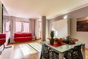 Foto dalla galleria di Leonardo a Cagliari