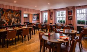 The Pelham London - Starhotels Collezione 레스토랑 또는 맛집
