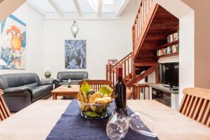 Posezení v ubytování JUSTO EN LA PLAYA - La Huaca