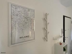 een afbeelding van een kaart op een muur bij AfforiCentro in Milaan