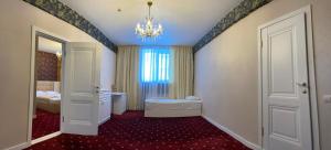 Koupelna v ubytování Sergeev Hotel + 37 fotografií