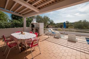 Afbeelding uit fotogalerij van Casa da Alcaria by Portucasa in Altura +30 foto's