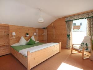 Postel nebo postele na pokoji v ubytování Holiday Home Ötztal by Interhome